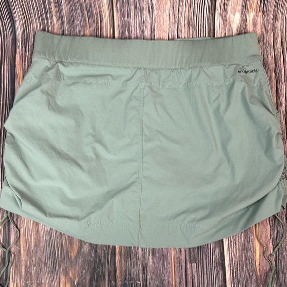 Columbia Athletic Skort- Size XL - Picture 3 of 8